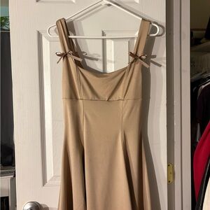 Elegant Tan Sleeveless Dress